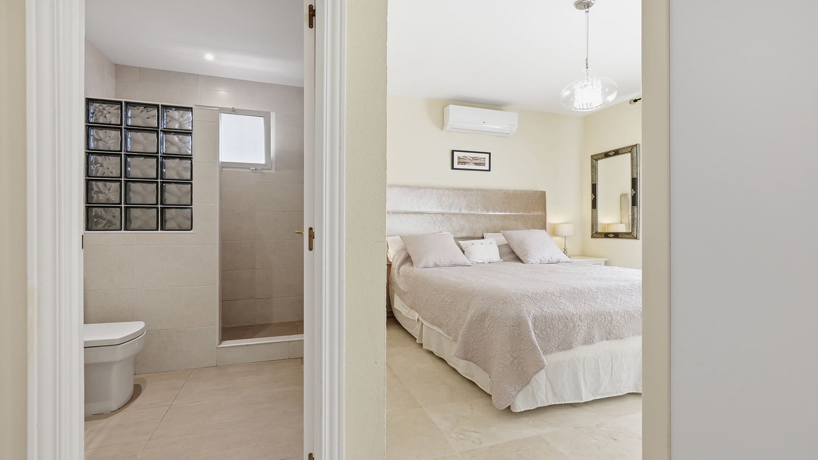 4 slaapkamer Villa te koop in Manilva met zwembad garage - € 650.000 (Ref: 9939603)