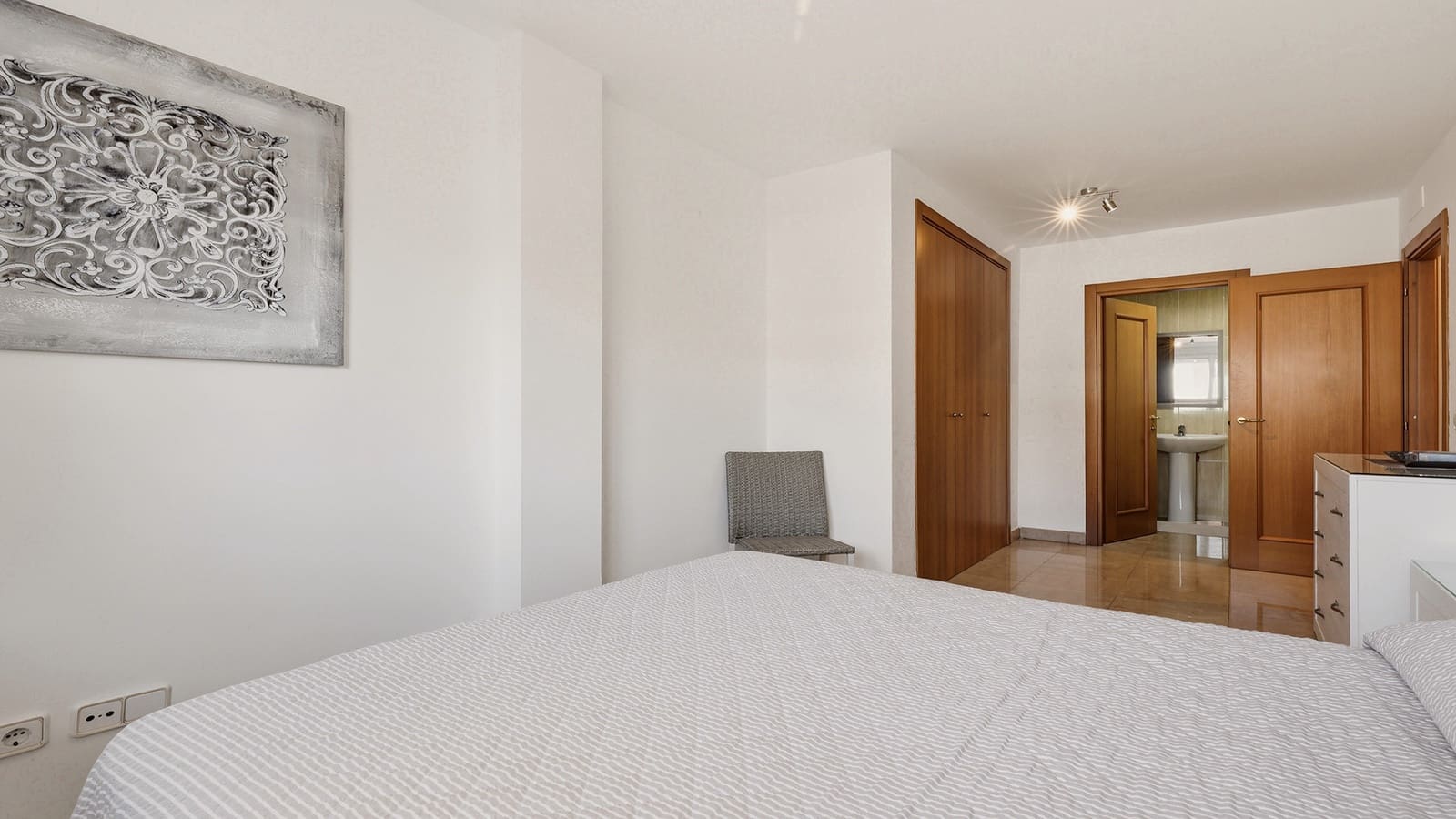 2 chambre Appartement à vendre à Manilva avec piscine - 280 000 € (Ref: 9947503)