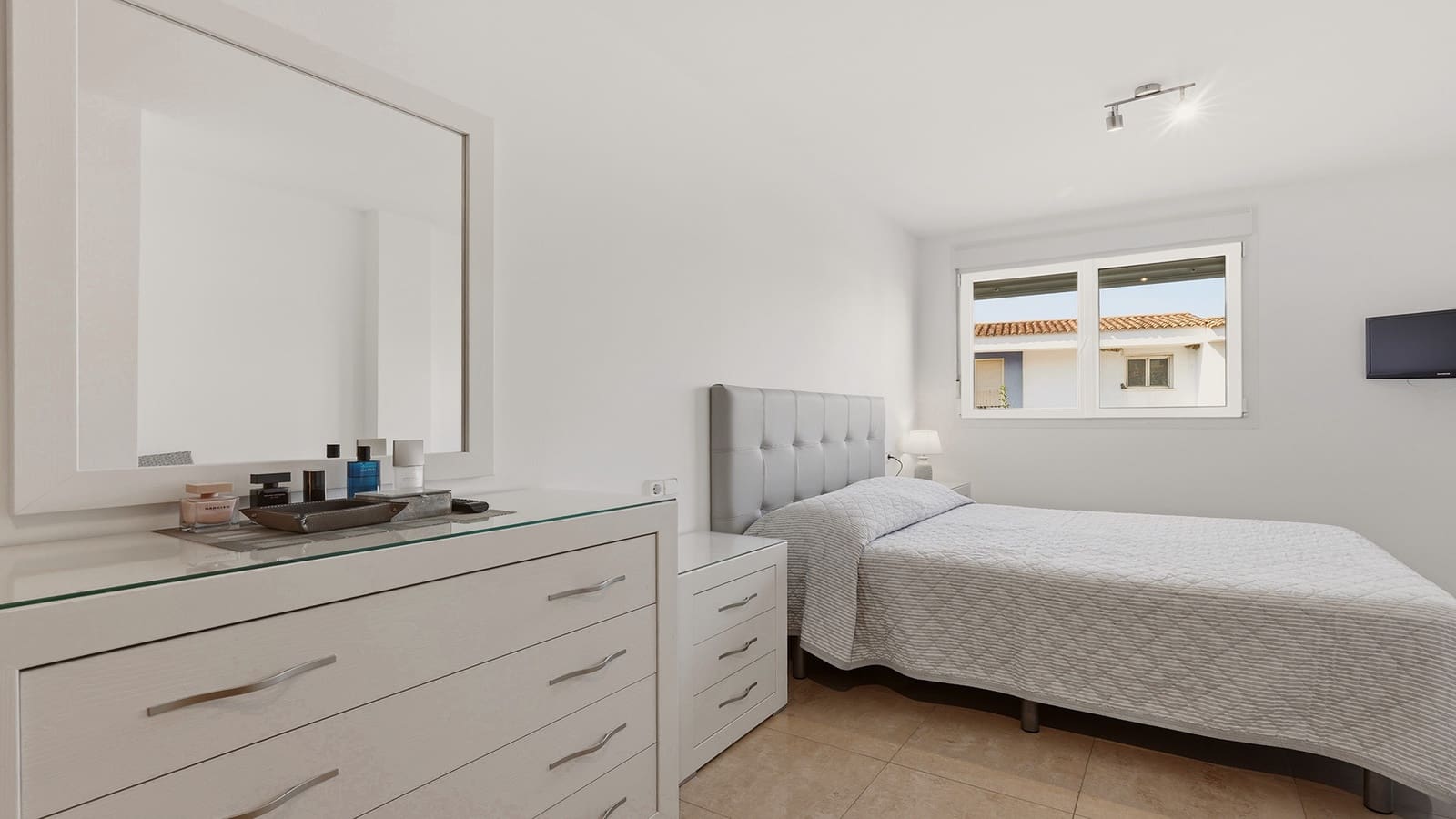 2 chambre Appartement à vendre à Manilva avec piscine - 280 000 € (Ref: 9947503)