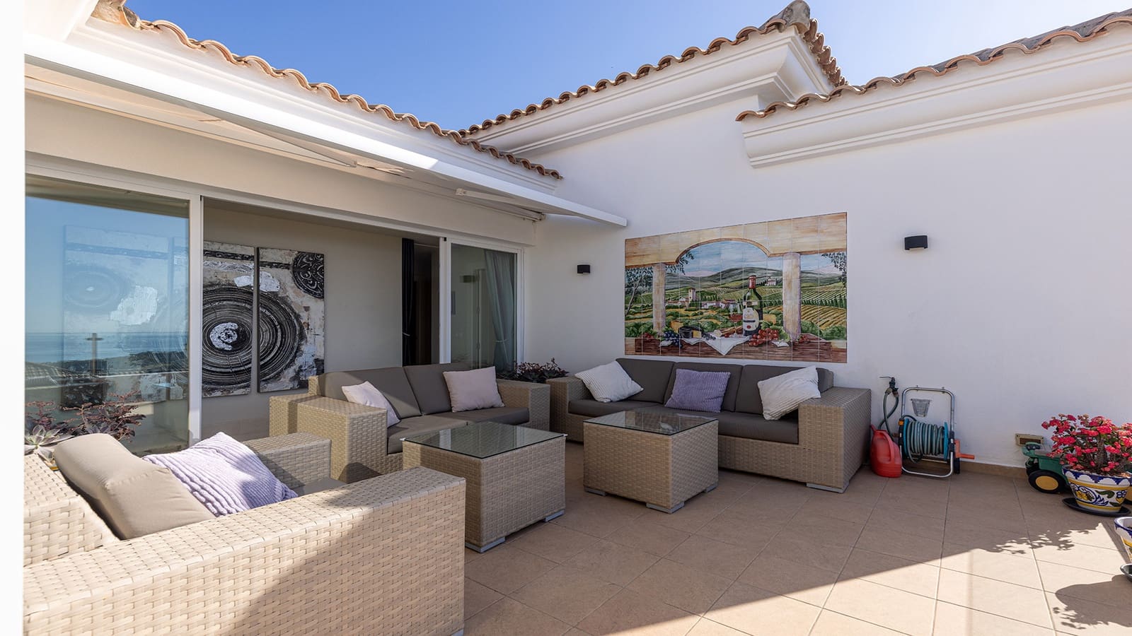 3 slaapkamer Penthouse te koop in Casares met zwembad garage - € 630.000 (Ref: 9953914)