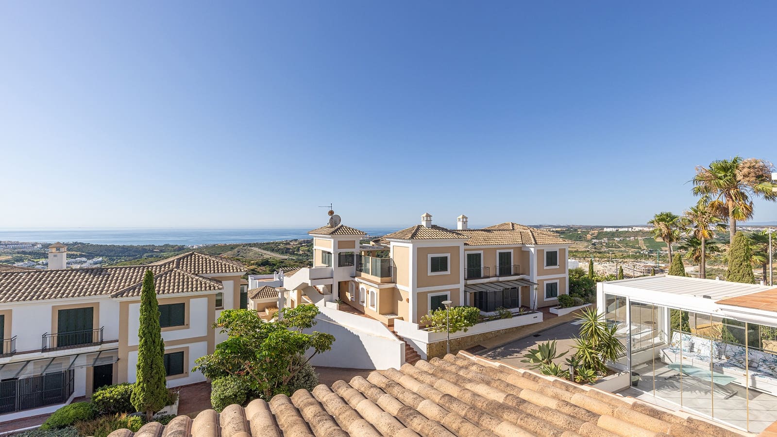 3 slaapkamer Penthouse te koop in Casares met zwembad garage - € 630.000 (Ref: 9953914)