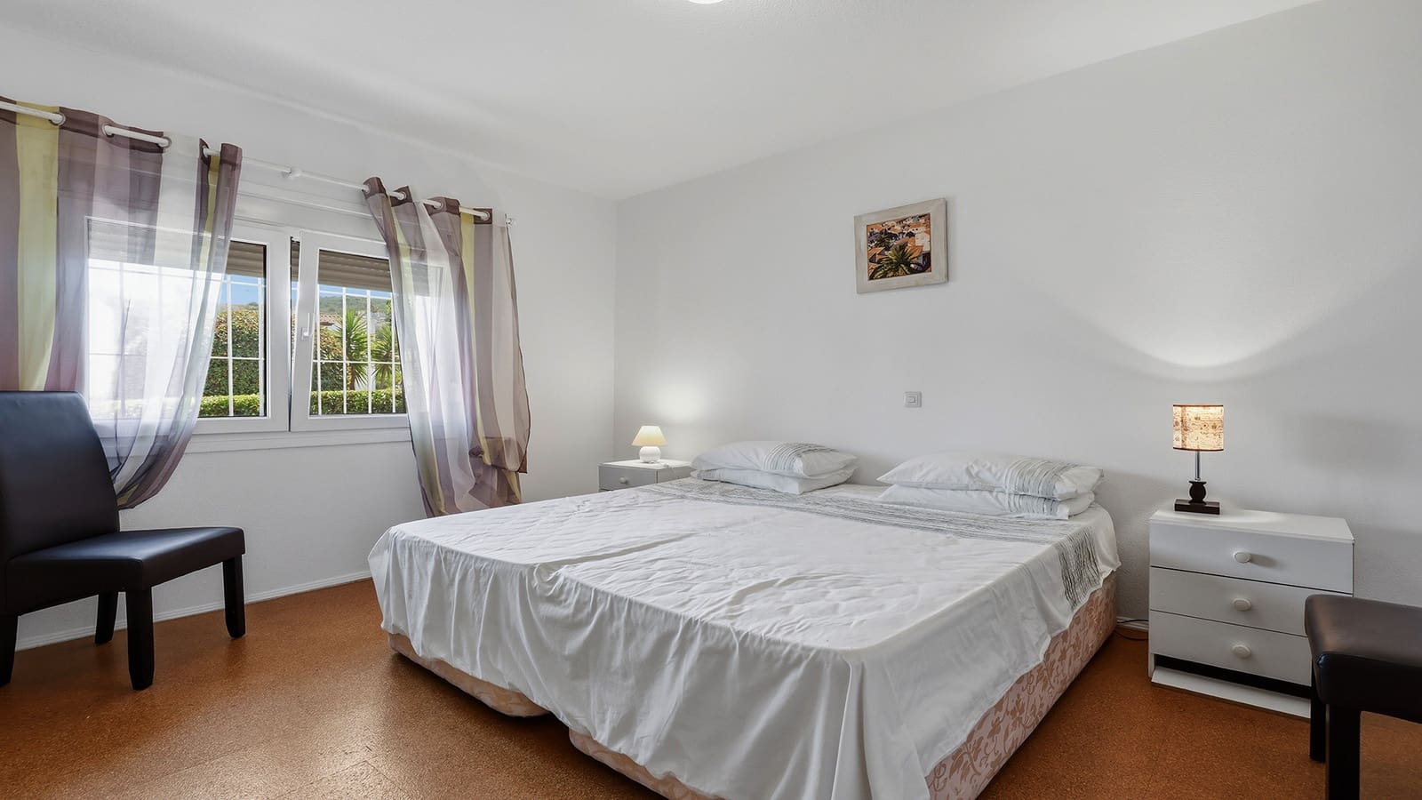 Chalet de 3 habitaciones en Manilva en venta con piscina garaje - 380.000 € (Ref: 9957627)