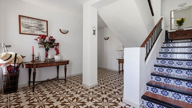 3 sypialnia Willa na sprzedaż w Manilva z basenem garażem - 380 000 € (Ref: 9957627)