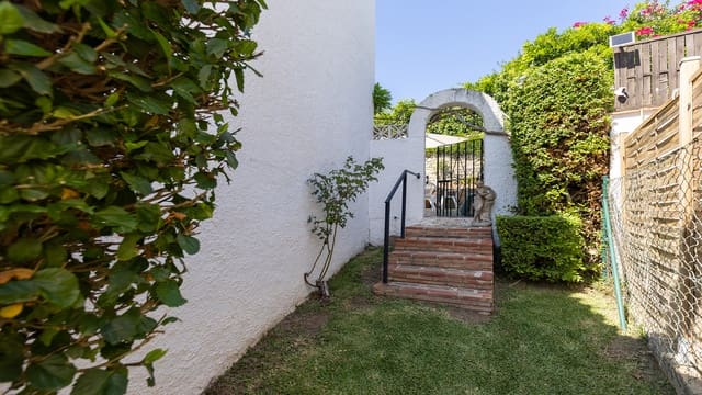 3 camera da letto Villa in vendita in Manilva con piscina garage - 380.000 € (Rif: 9957627)