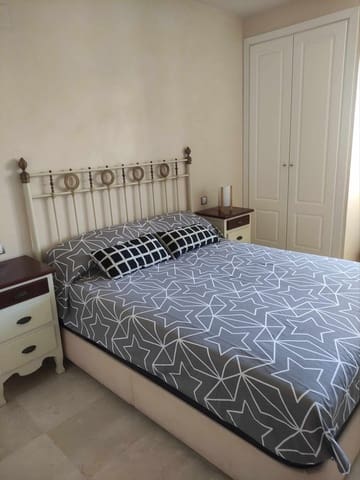 1 slaapkamer Appartement te koop in San Luis de Sabinillas, Manilva met zwembad garage - € 275.000 (Ref: 9959412)