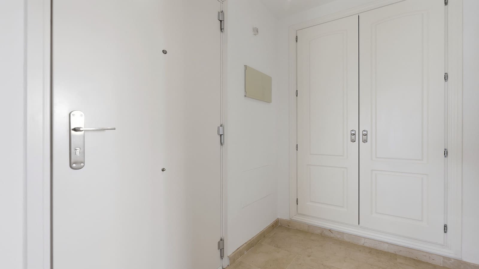 Apartamento de 3 habitaciones en Manilva en venta con piscina - 265.000 € (Ref: 9970301)