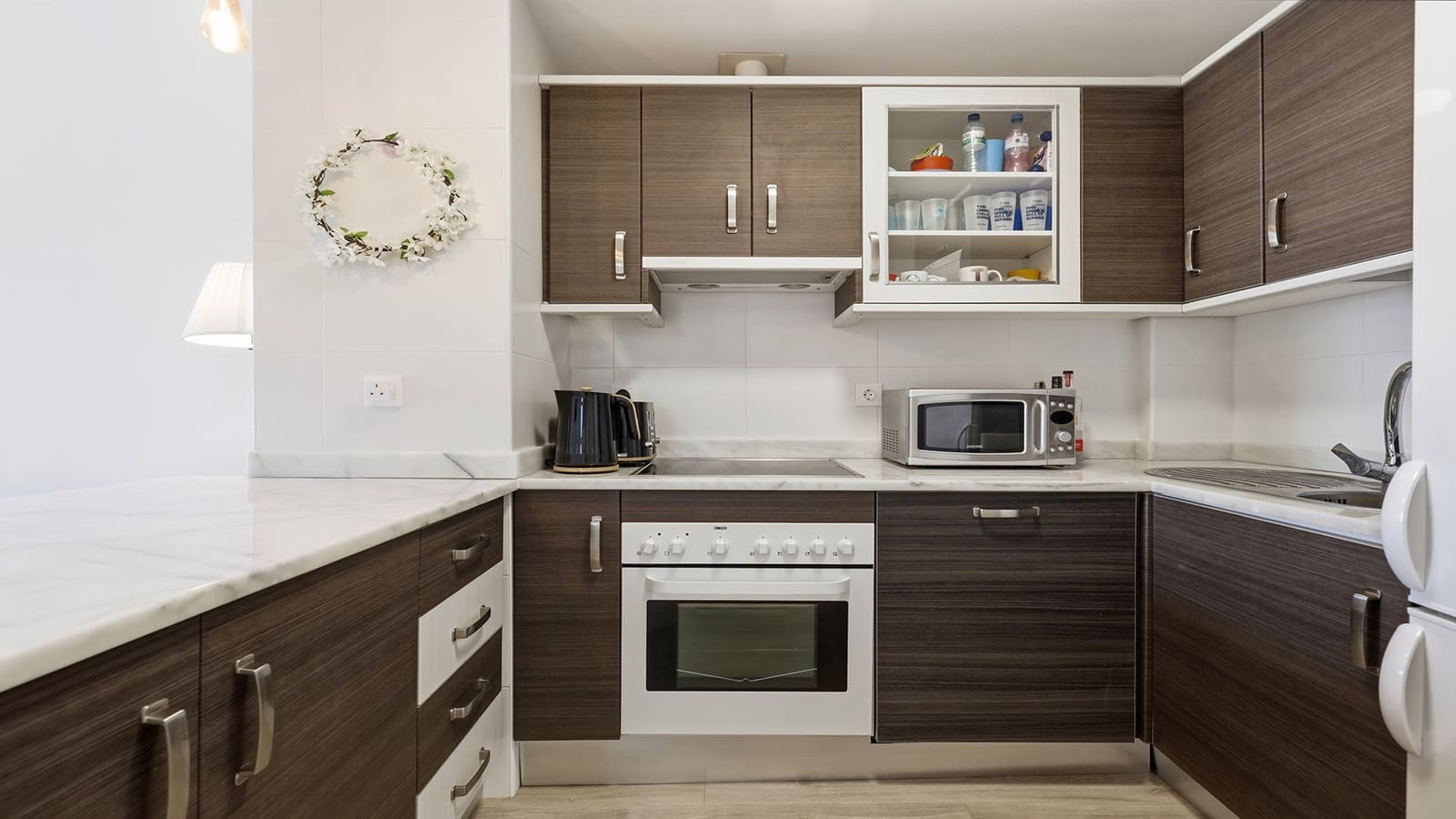 Apartamento de 3 habitaciones en Manilva en venta con piscina - 265.000 € (Ref: 9970301)
