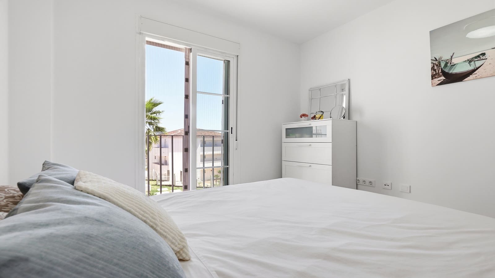 Apartamento de 3 habitaciones en Manilva en venta con piscina - 265.000 € (Ref: 9970301)