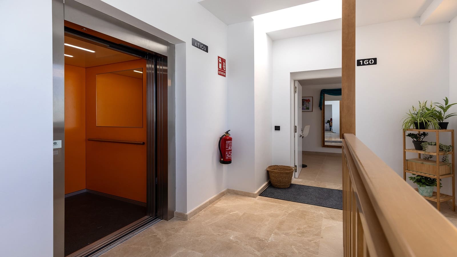 3 soverom Penthouse til salgs i Casares med svømmebasseng garasje - € 780 000 (Ref: 9975003)