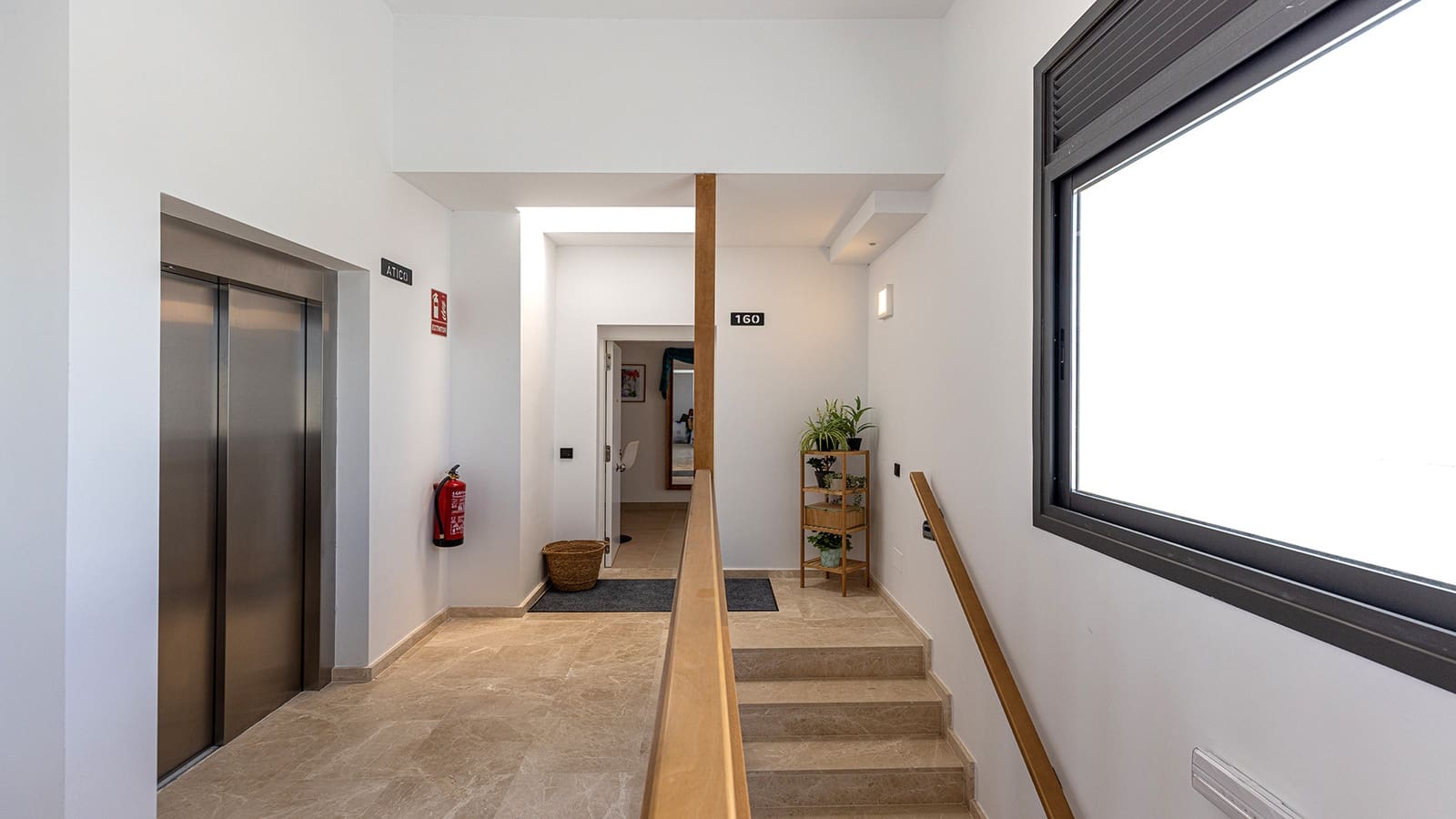 3 soverom Penthouse til salgs i Casares med svømmebasseng garasje - € 780 000 (Ref: 9975003)