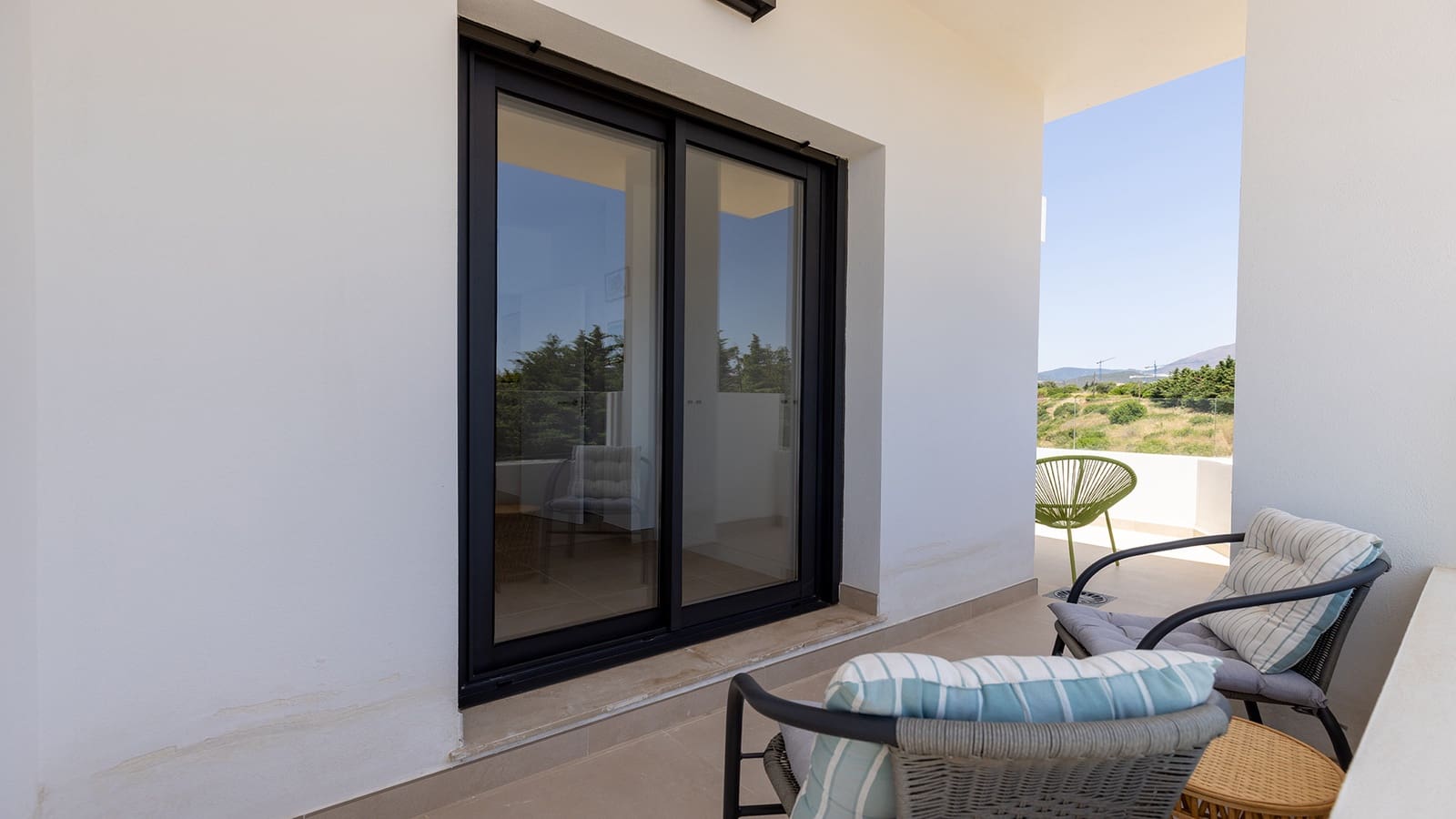 3 soverom Penthouse til salgs i Casares med svømmebasseng garasje - € 780 000 (Ref: 9975003)