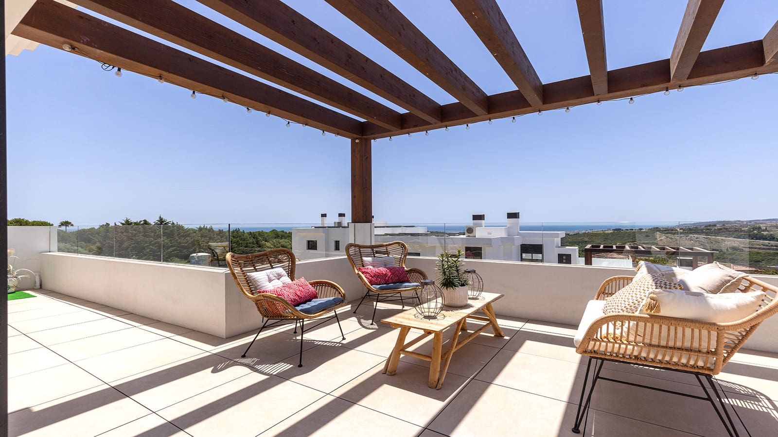 3 soverom Penthouse til salgs i Casares med svømmebasseng garasje - € 780 000 (Ref: 9975003)