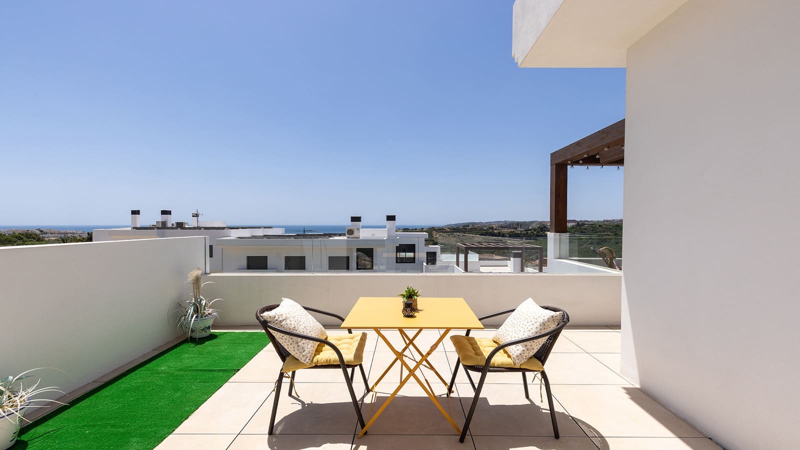 3 soverom Penthouse til salgs i Casares med svømmebasseng garasje - € 780 000 (Ref: 9975003)