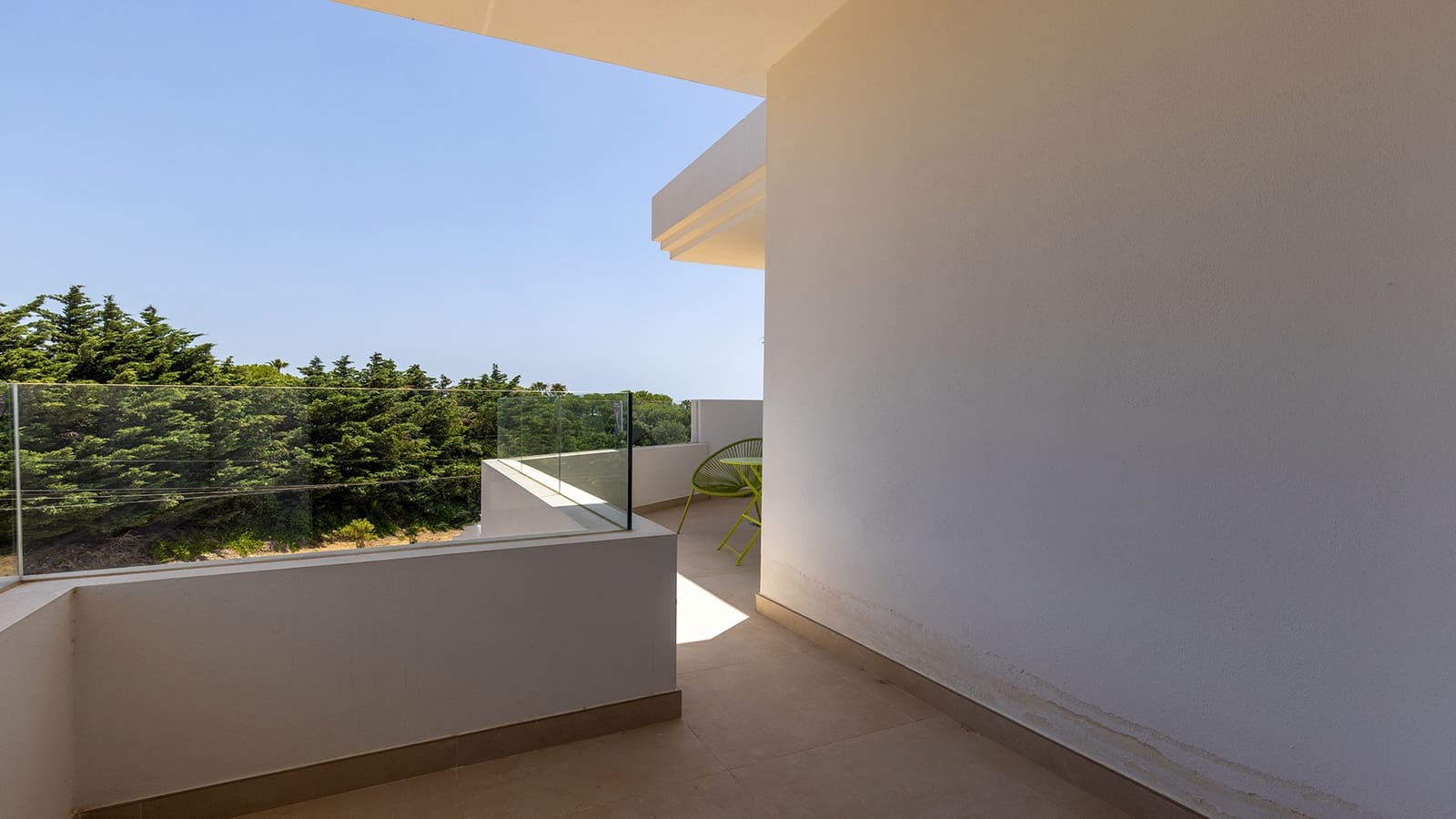 3 soverom Penthouse til salgs i Casares med svømmebasseng garasje - € 780 000 (Ref: 9975003)