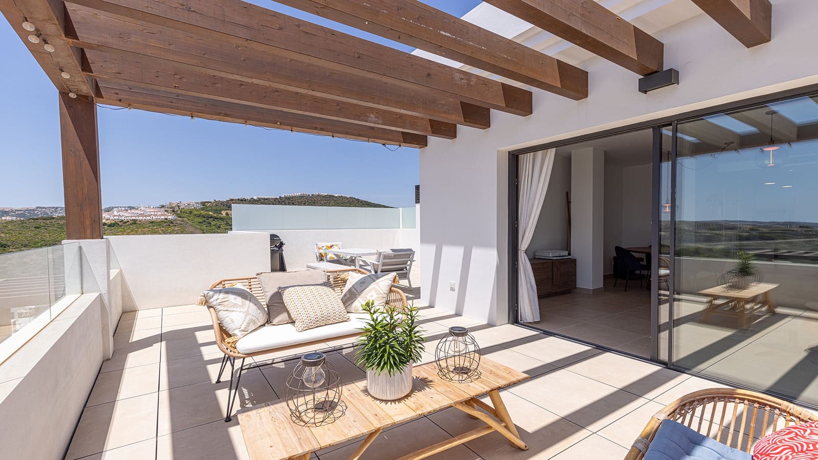 3 soverom Penthouse til salgs i Casares med svømmebasseng garasje - € 780 000 (Ref: 9975003)
