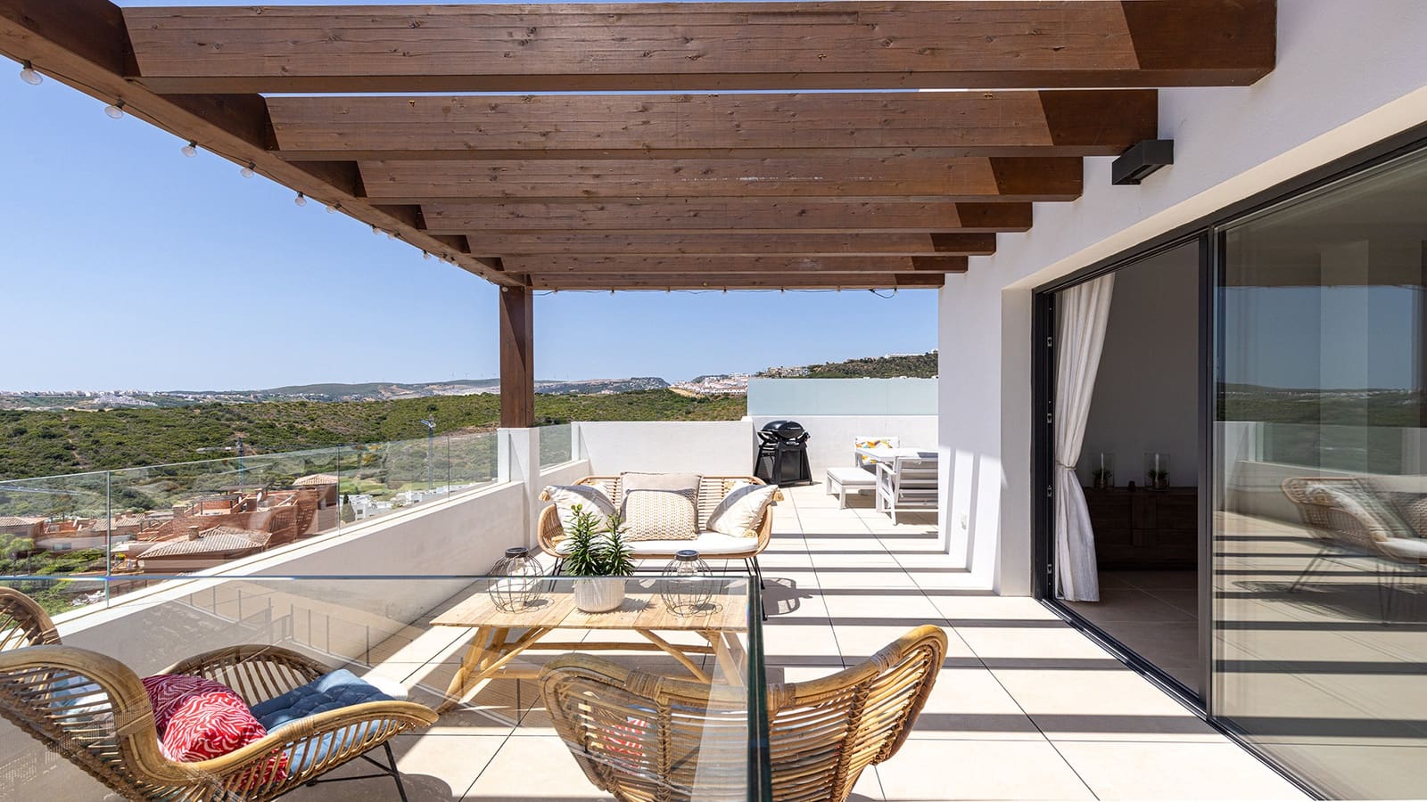 3 soverom Penthouse til salgs i Casares med svømmebasseng garasje - € 780 000 (Ref: 9975003)