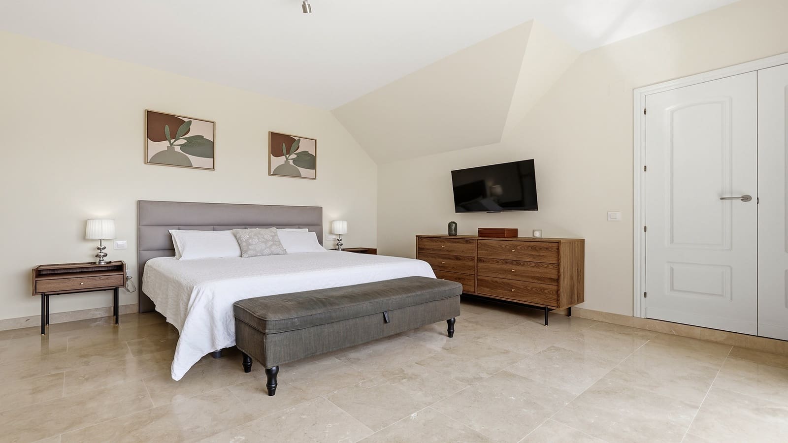 3 slaapkamer Penthouse te koop in Manilva met zwembad garage - € 495.000 (Ref: 9975004)