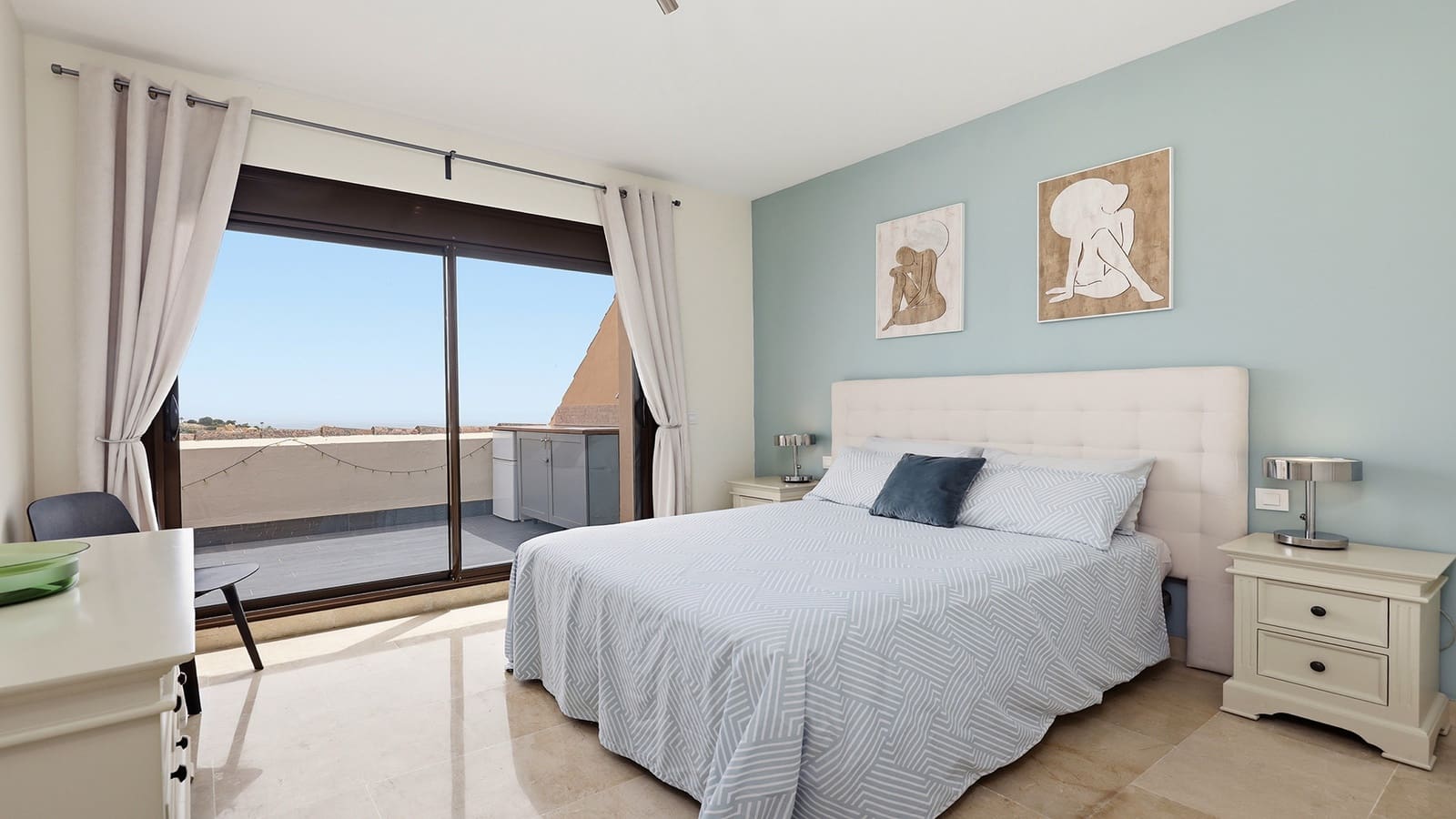 3 slaapkamer Penthouse te koop in Manilva met zwembad garage - € 495.000 (Ref: 9975004)