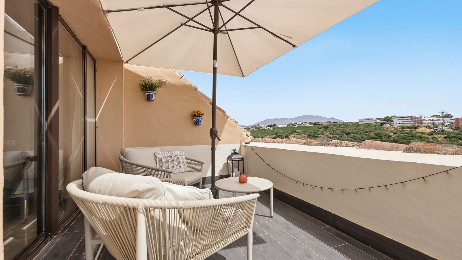 3 slaapkamer Penthouse te koop in Manilva met zwembad garage - € 495.000 (Ref: 9975004)