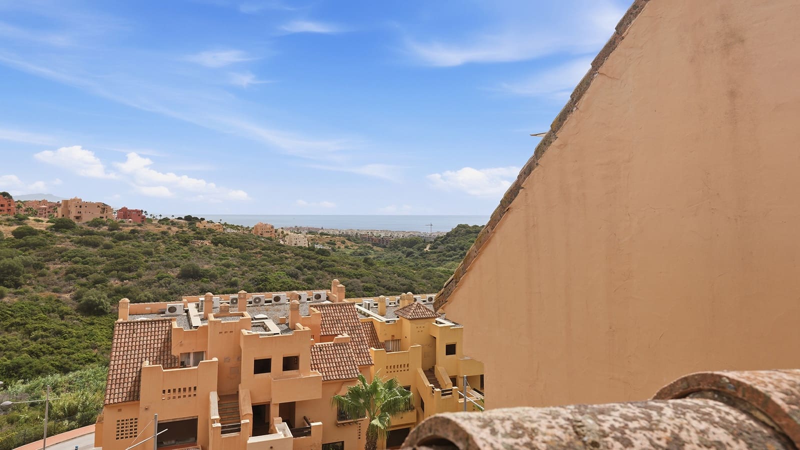 3 slaapkamer Penthouse te koop in Manilva met zwembad garage - € 495.000 (Ref: 9975004)