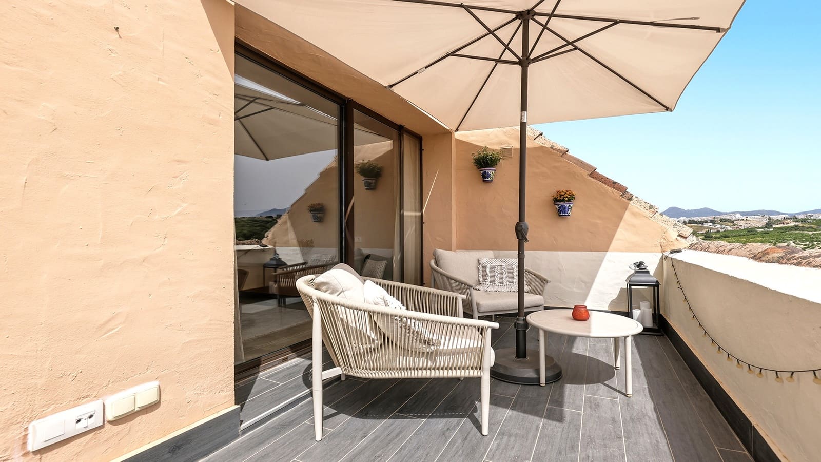 3 slaapkamer Penthouse te koop in Manilva met zwembad garage - € 495.000 (Ref: 9975004)