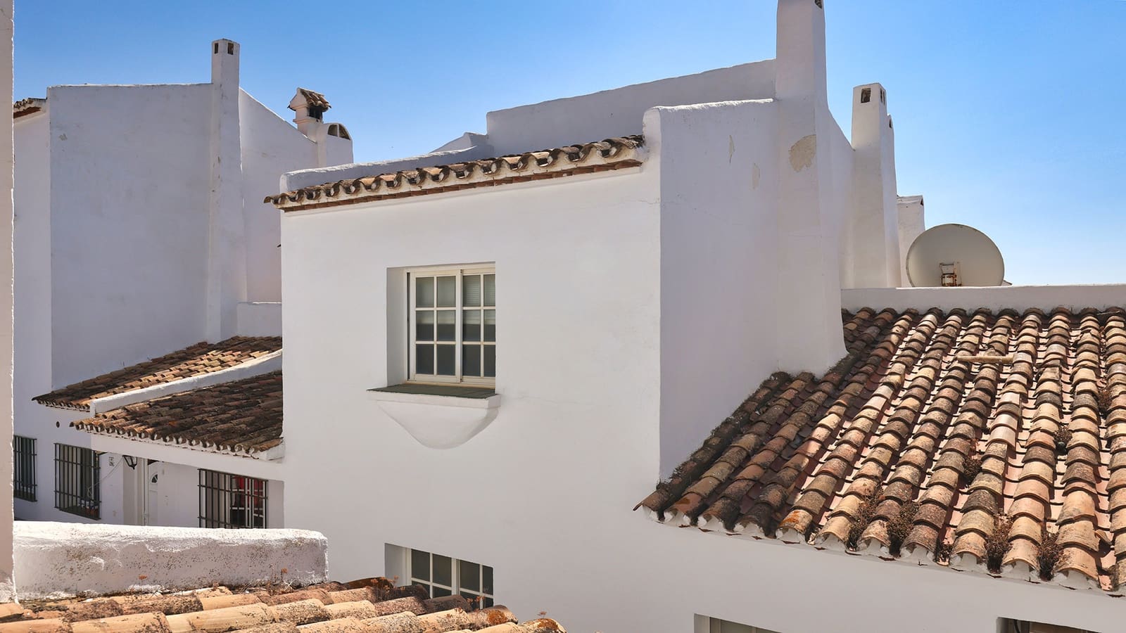 2 slaapkamer Penthouse te koop in Manilva met zwembad garage - € 299.000 (Ref: 9982681)