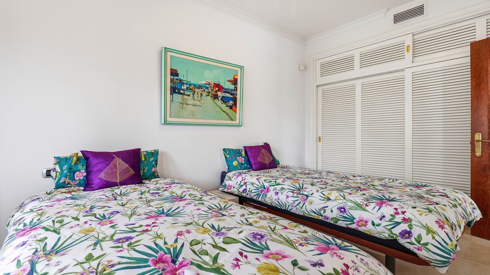 3 slaapkamer Villa te koop in Estepona met zwembad garage - € 1.500.000 (Ref: 9984549)