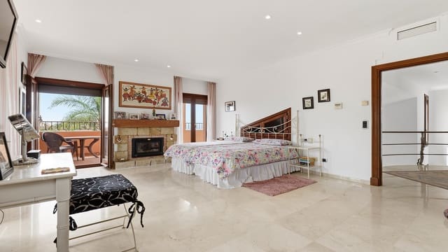 3 soveværelse Villa til salg i Seghers, Estepona med swimmingpool garage - € 1.500.000 (Ref: 9984549)