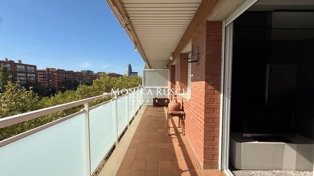 3 soveværelse Lejlighed til salg i Barcelona by med garage - € 695.000 (Ref: 10094157)
