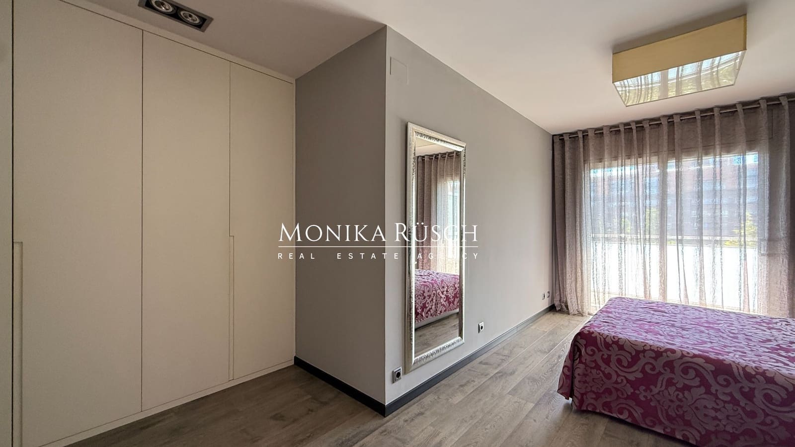 3 soveværelse Lejlighed til salg i Barcelona by med garage - € 695.000 (Ref: 10094157)