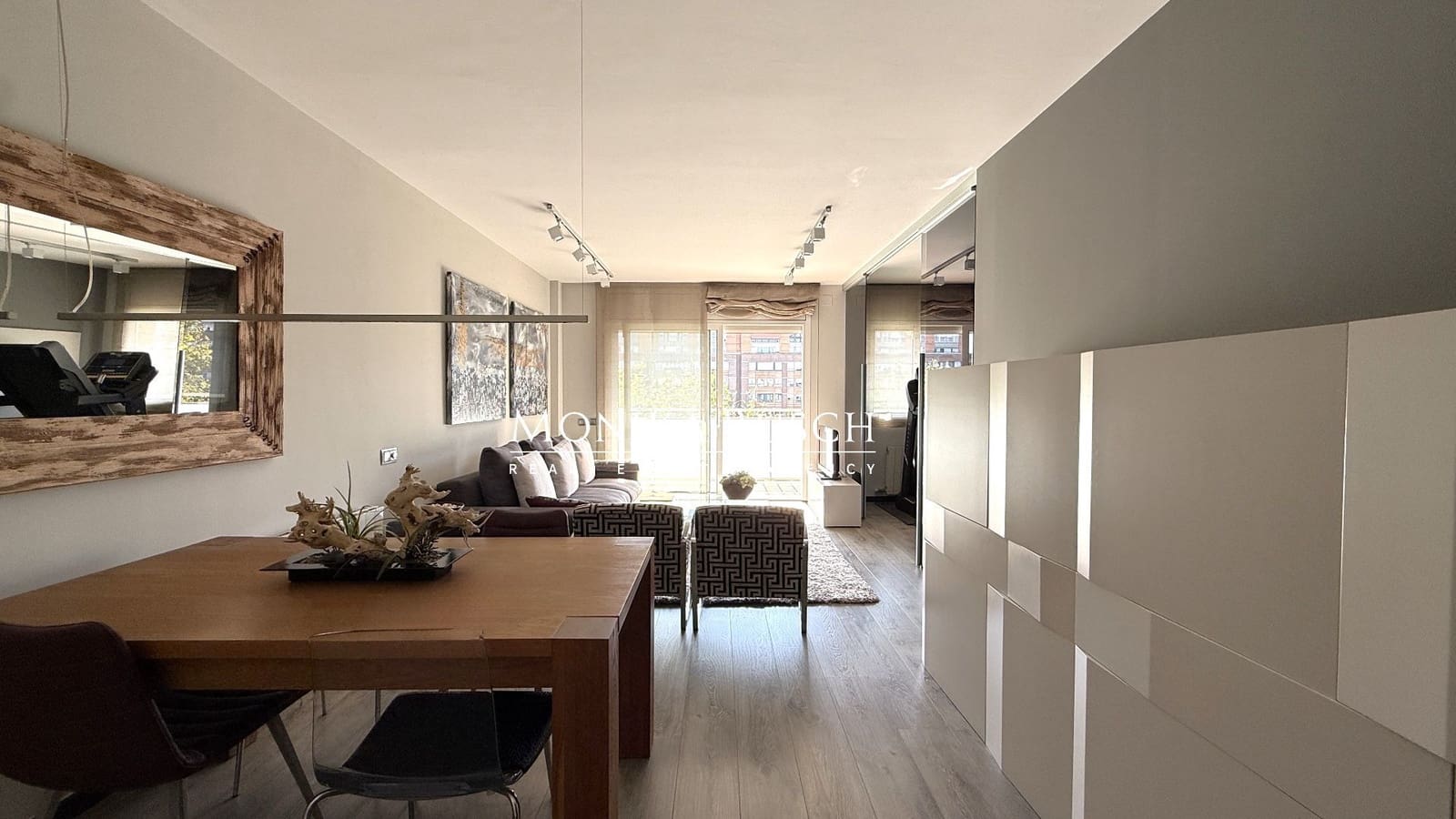 3 soveværelse Lejlighed til salg i Barcelona by med garage - € 695.000 (Ref: 10094157)