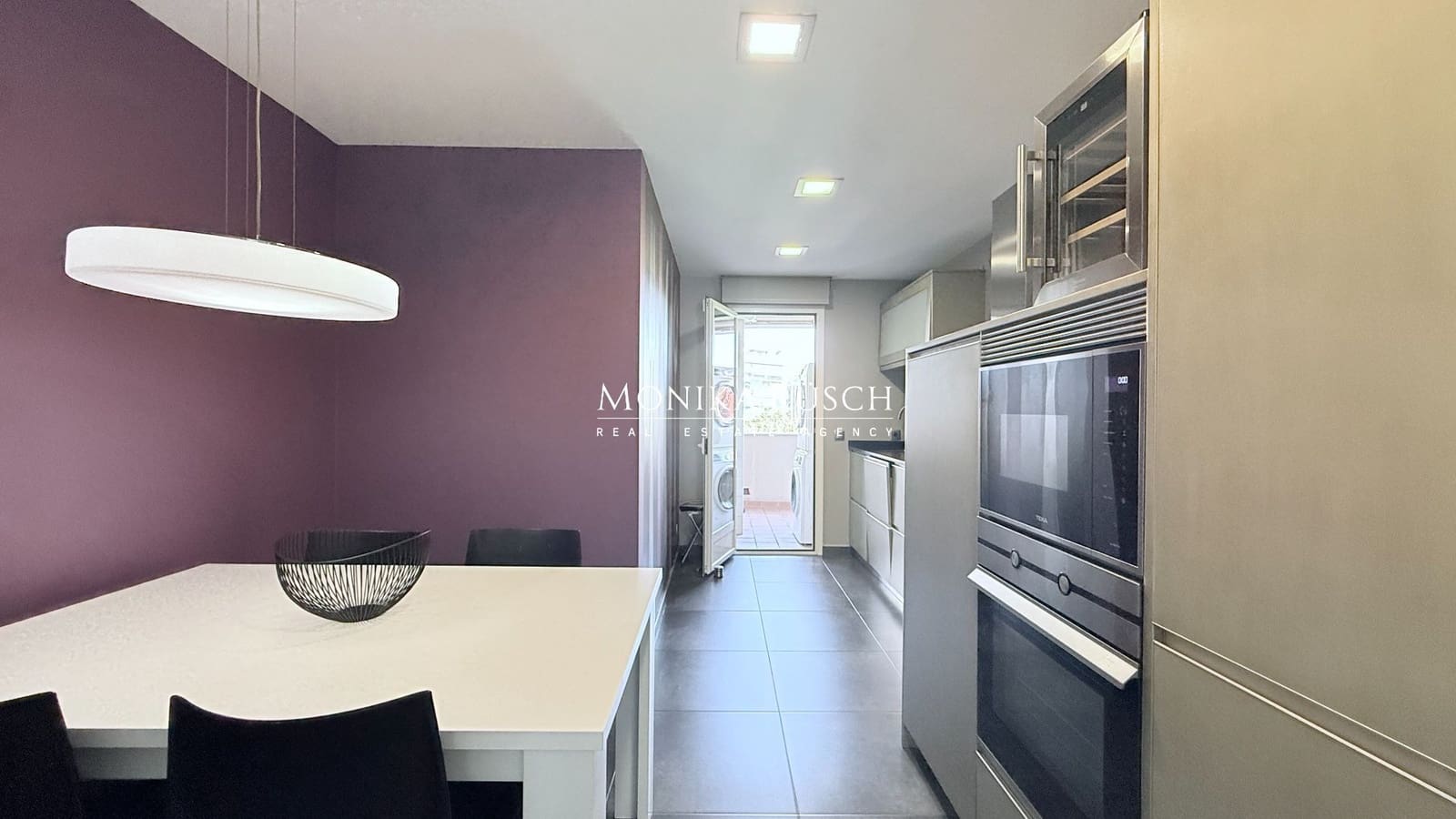 3 soveværelse Lejlighed til salg i Barcelona by med garage - € 695.000 (Ref: 10094157)