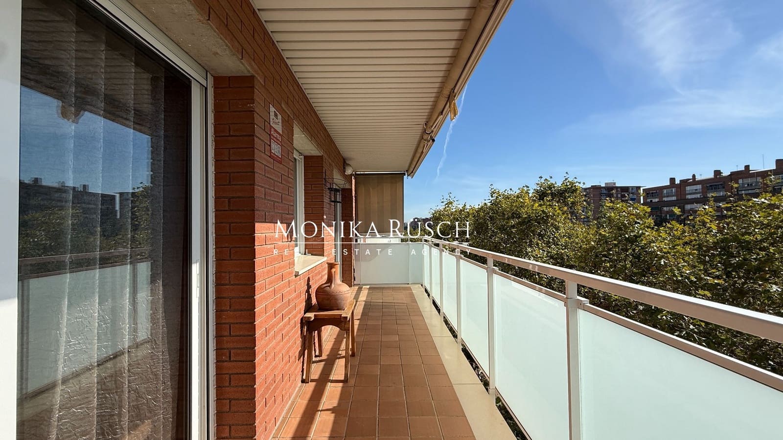 3 soveværelse Lejlighed til salg i Barcelona by med garage - € 695.000 (Ref: 10094157)