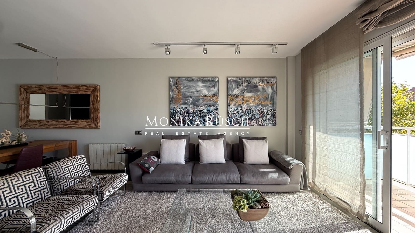 3 soveværelse Lejlighed til salg i Barcelona by med garage - € 695.000 (Ref: 10094157)