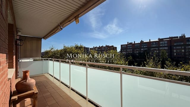3 soveværelse Lejlighed til salg i Barcelona by med garage - € 695.000 (Ref: 10094157)