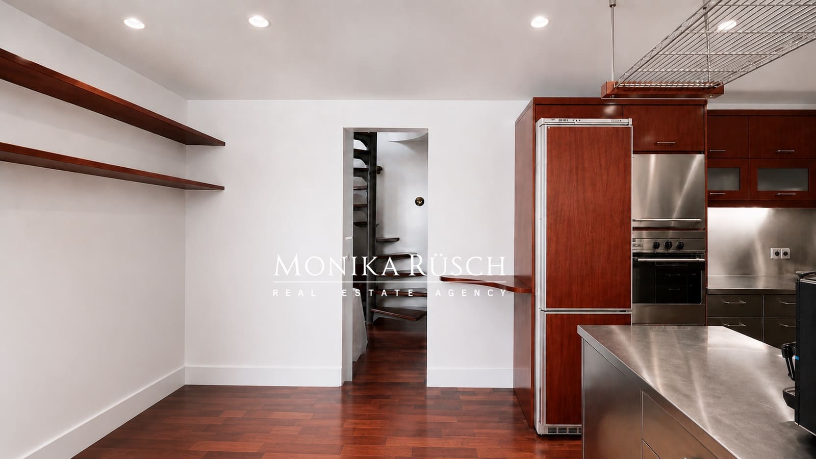 4 soveværelse Penthouse til salg i Barcelona by med garage - € 1.525.000 (Ref: 10094158)