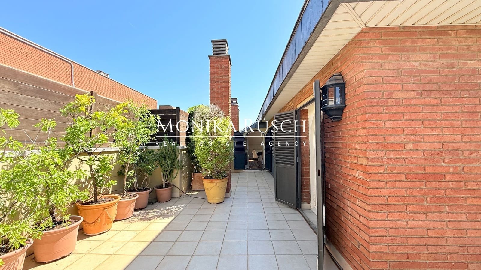 4 soveværelse Penthouse til salg i Barcelona by med garage - € 1.525.000 (Ref: 10094158)