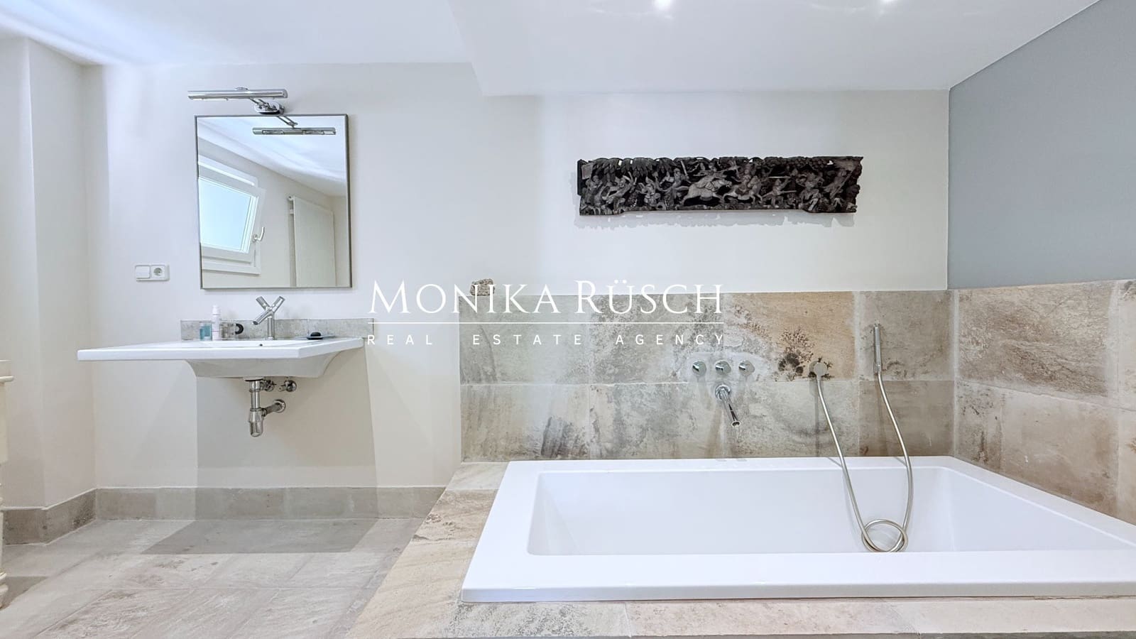 4 soveværelse Penthouse til salg i Barcelona by med garage - € 1.525.000 (Ref: 10094158)