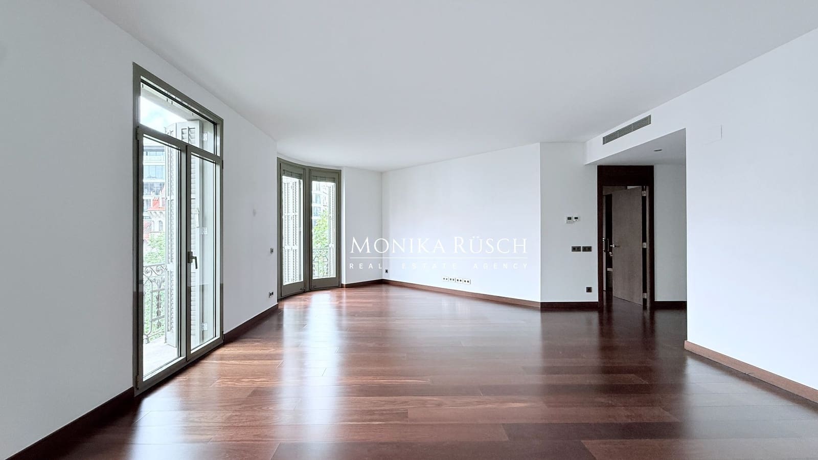 3 bedroom Flat for rent in Barcelona city with garage - € 4,469 (Ref: 10113544)