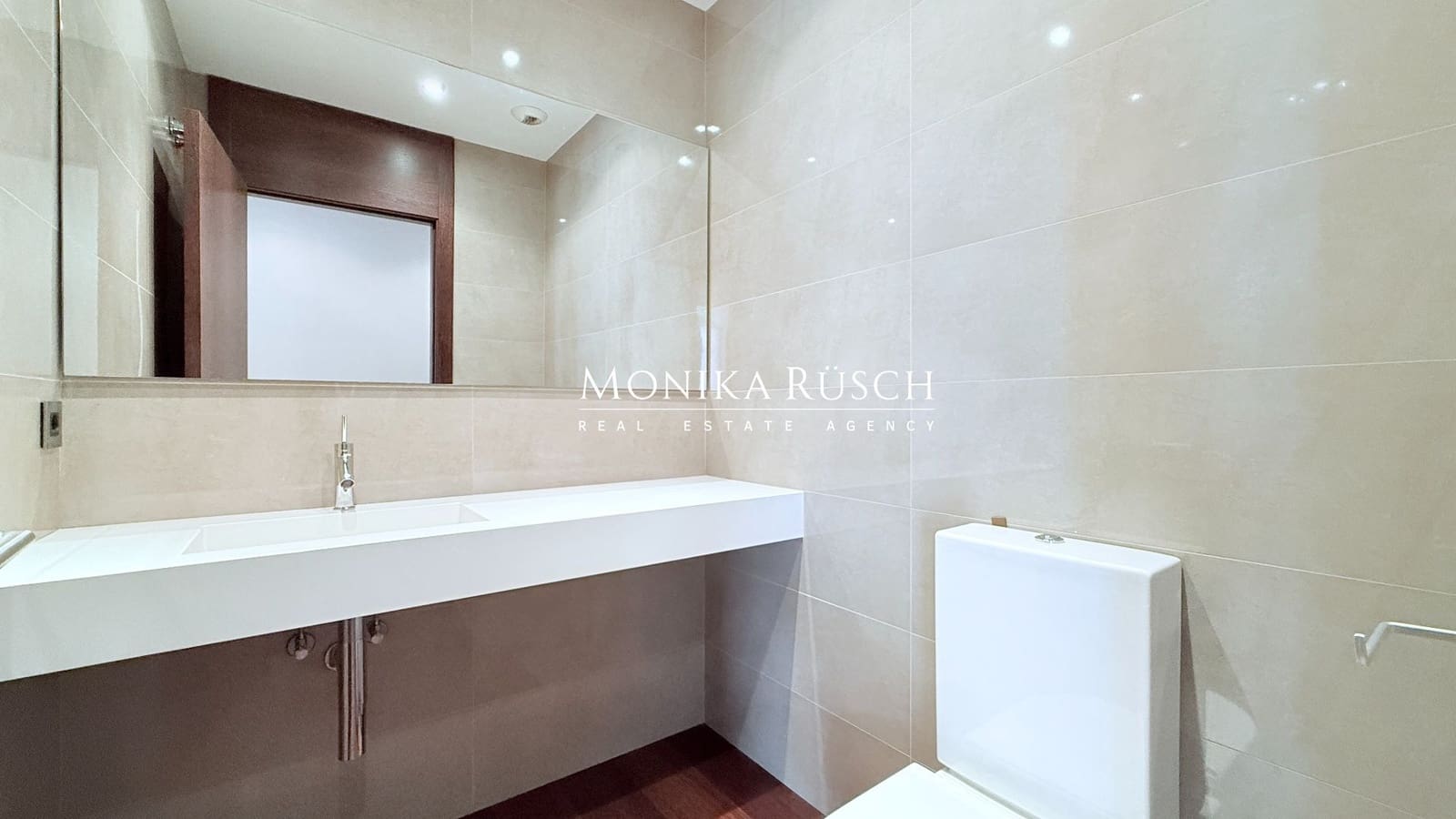 3 bedroom Flat for rent in Barcelona city with garage - € 4,469 (Ref: 10113544)