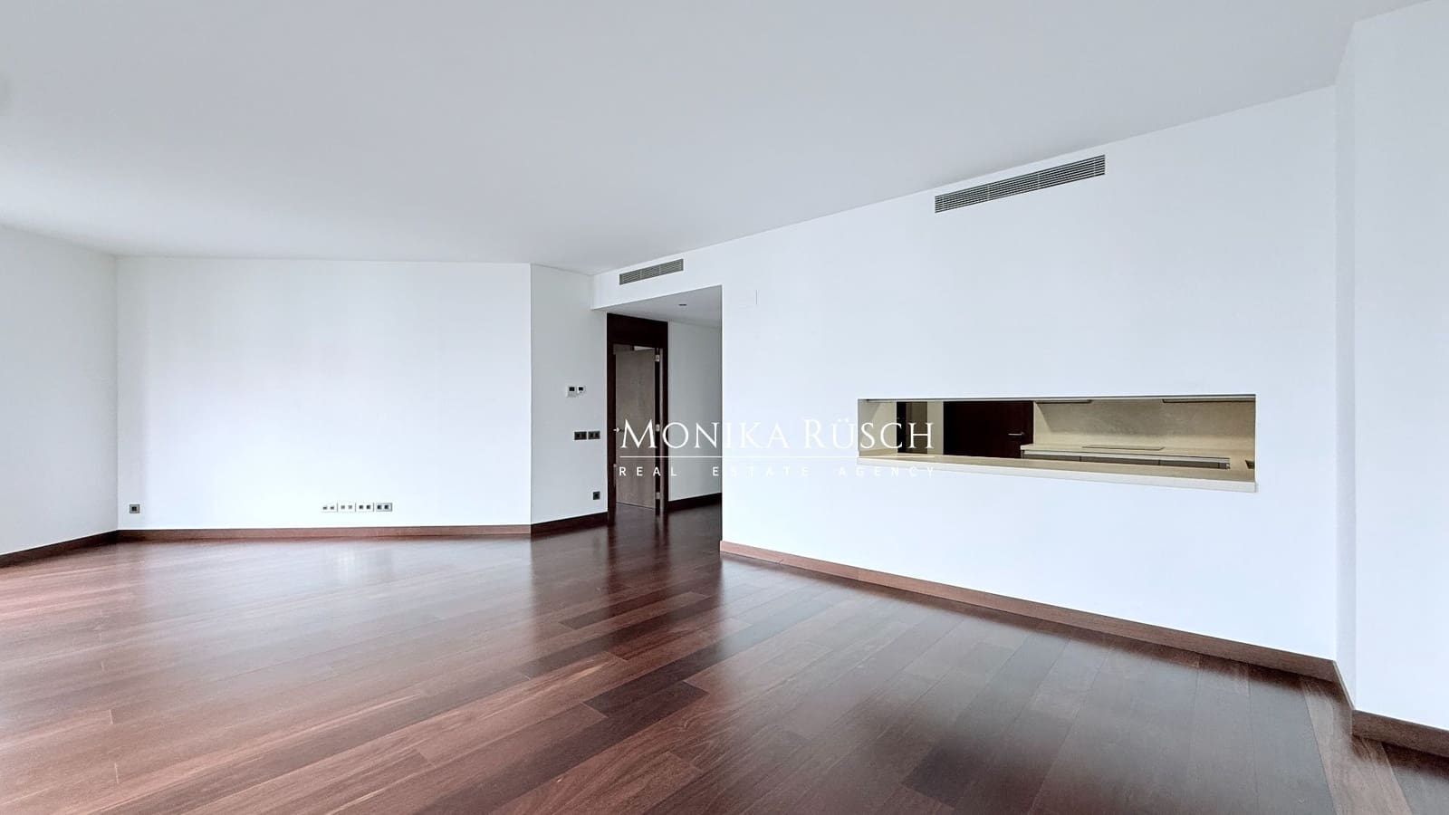 3 bedroom Flat for rent in Barcelona city with garage - € 4,469 (Ref: 10113544)