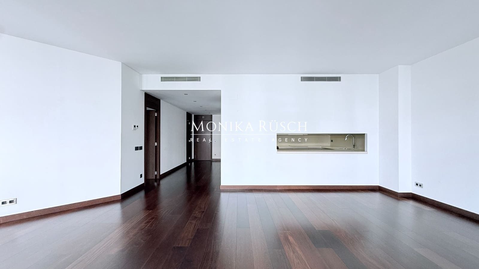 3 bedroom Flat for rent in Barcelona city with garage - € 4,469 (Ref: 10113544)