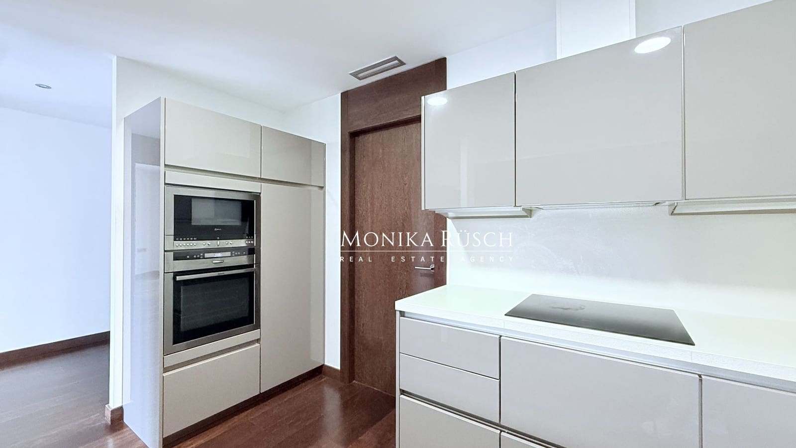 3 bedroom Flat for rent in Barcelona city with garage - € 4,469 (Ref: 10113544)