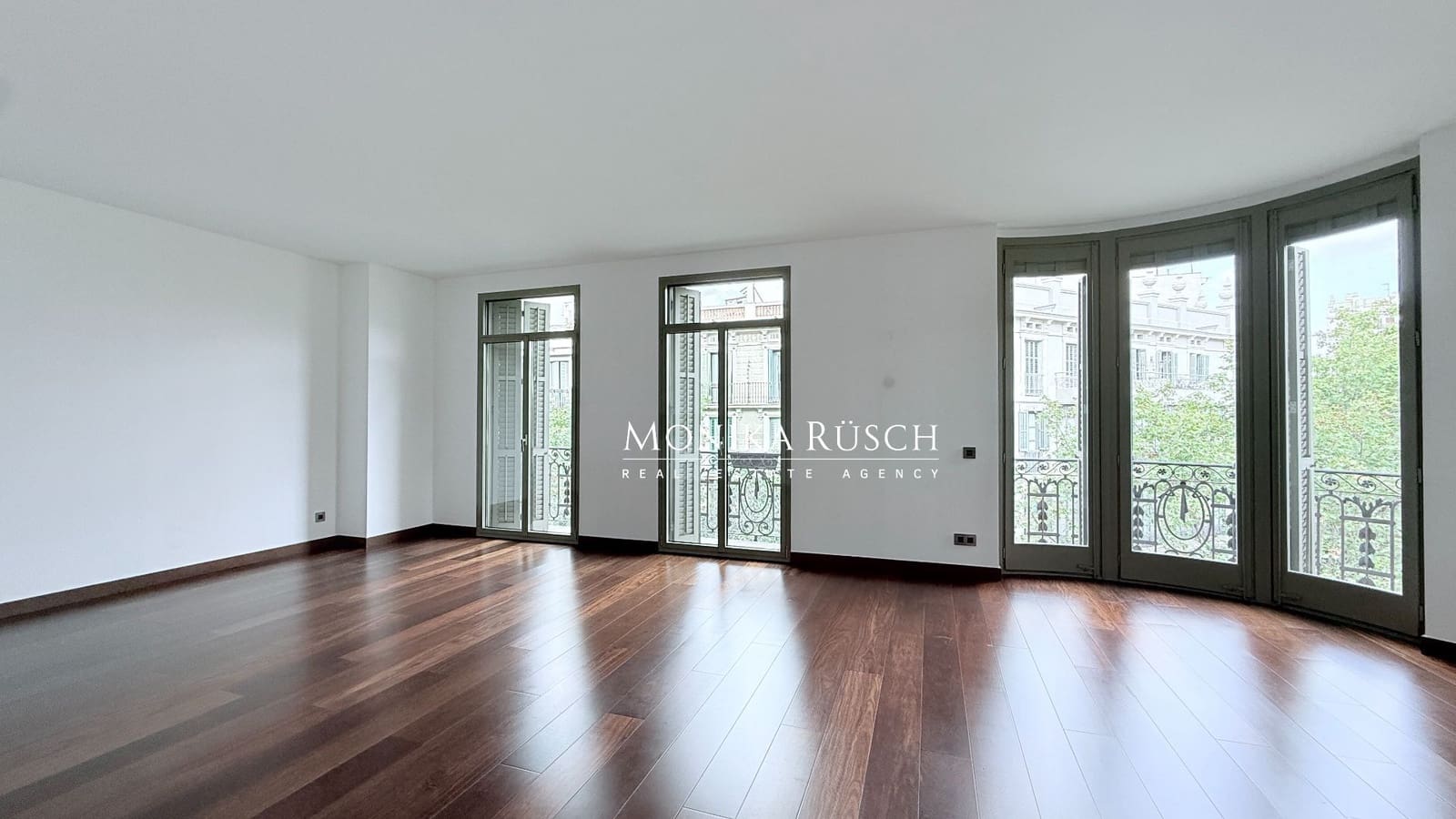 3 bedroom Flat for rent in Barcelona city with garage - € 4,469 (Ref: 10113544)