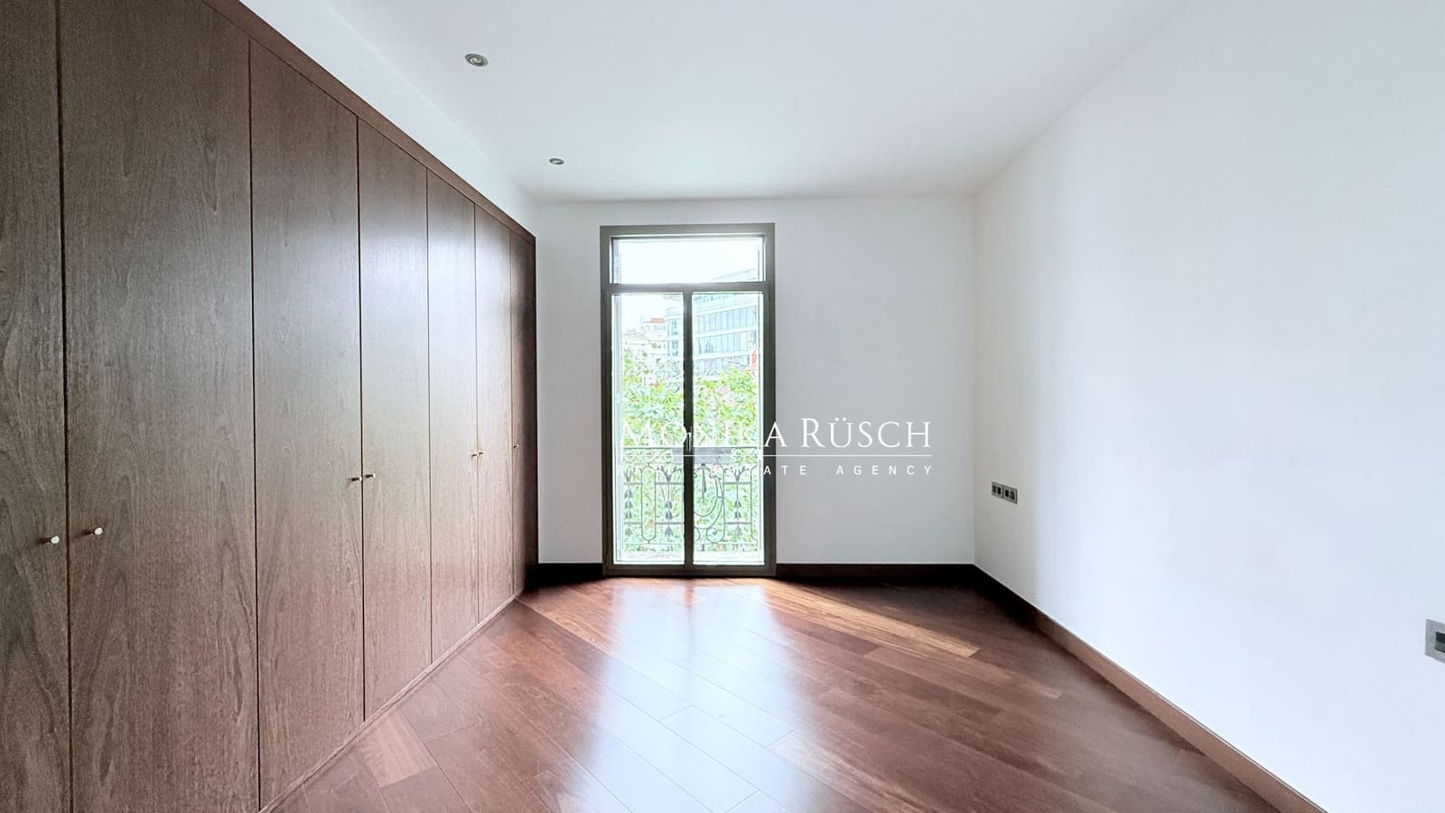 3 bedroom Flat for rent in Barcelona city with garage - € 4,469 (Ref: 10113544)