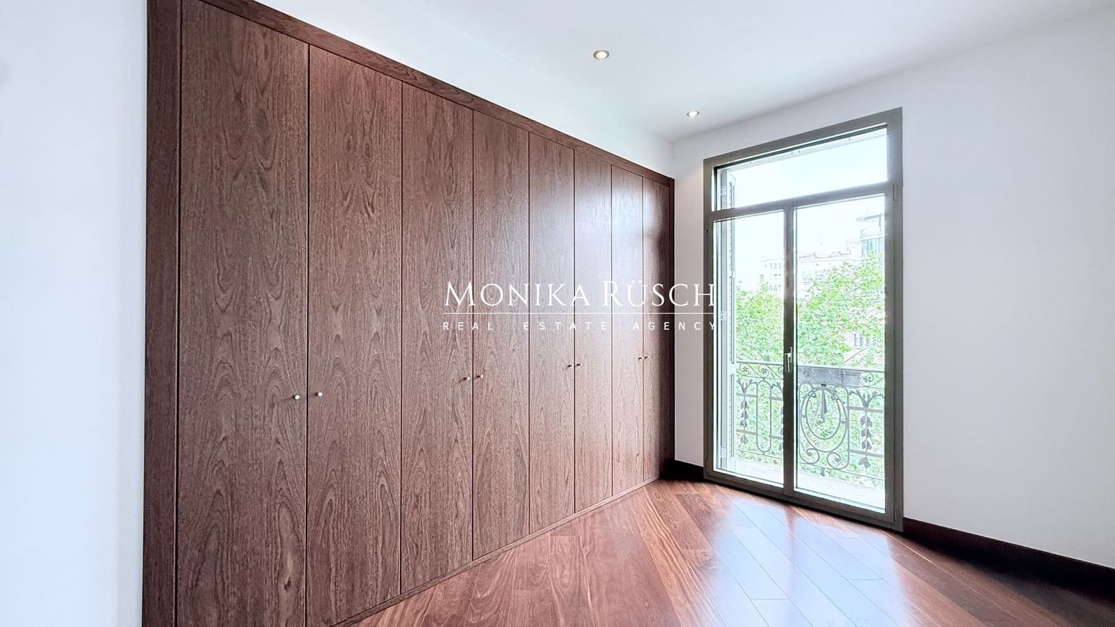 3 bedroom Flat for rent in Barcelona city with garage - € 4,469 (Ref: 10113544)