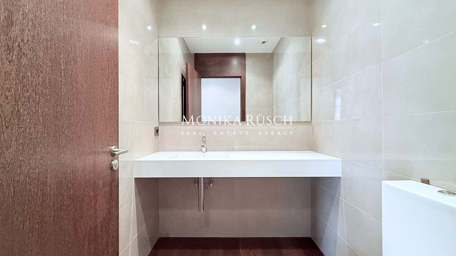 3 bedroom Flat for rent in Barcelona city with garage - € 4,469 (Ref: 10113544)