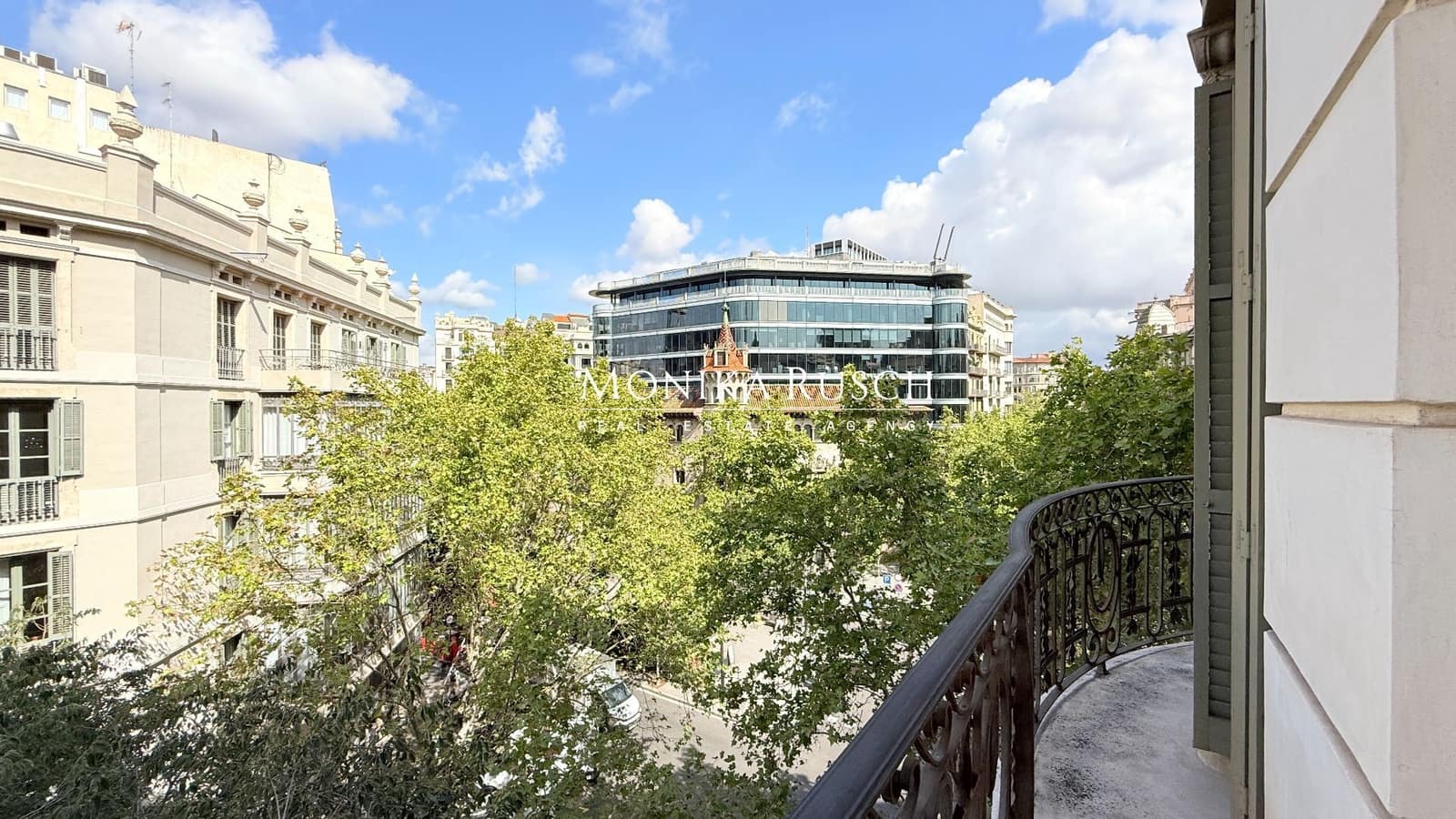 3 bedroom Flat for rent in Barcelona city with garage - € 4,469 (Ref: 10113544)