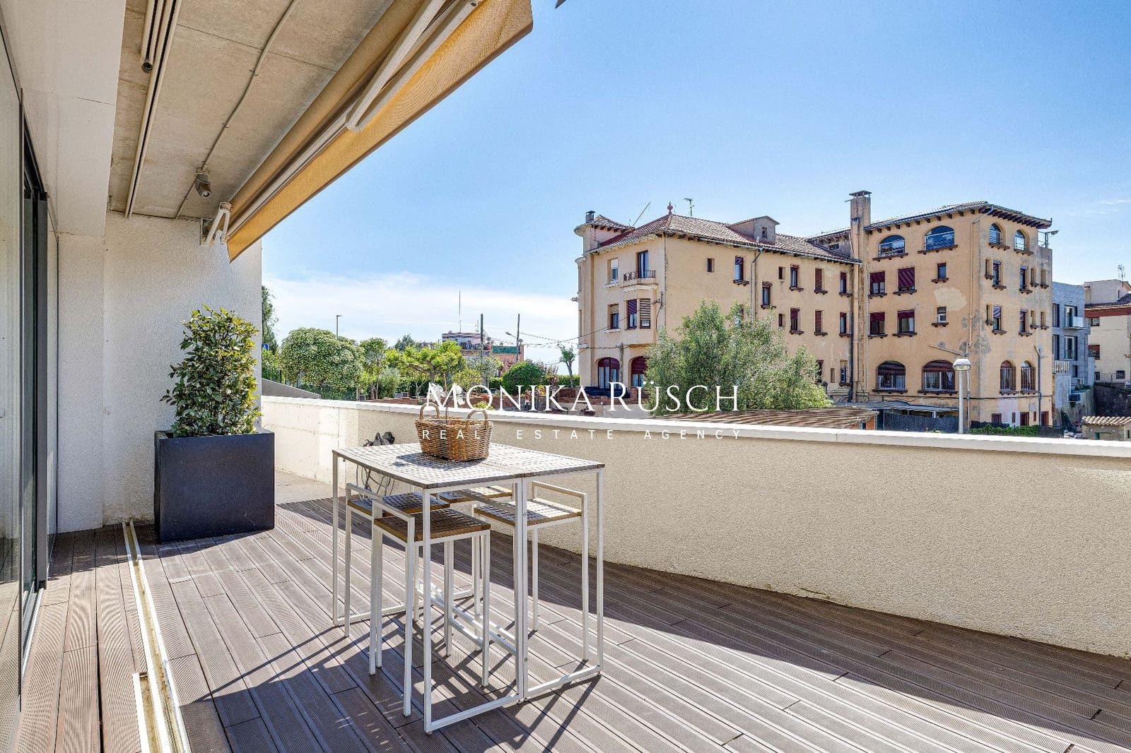 10 slaapkamer Villa te huur in Barcelona stad met zwembad garage - € 25.000 (Ref: 5279559)