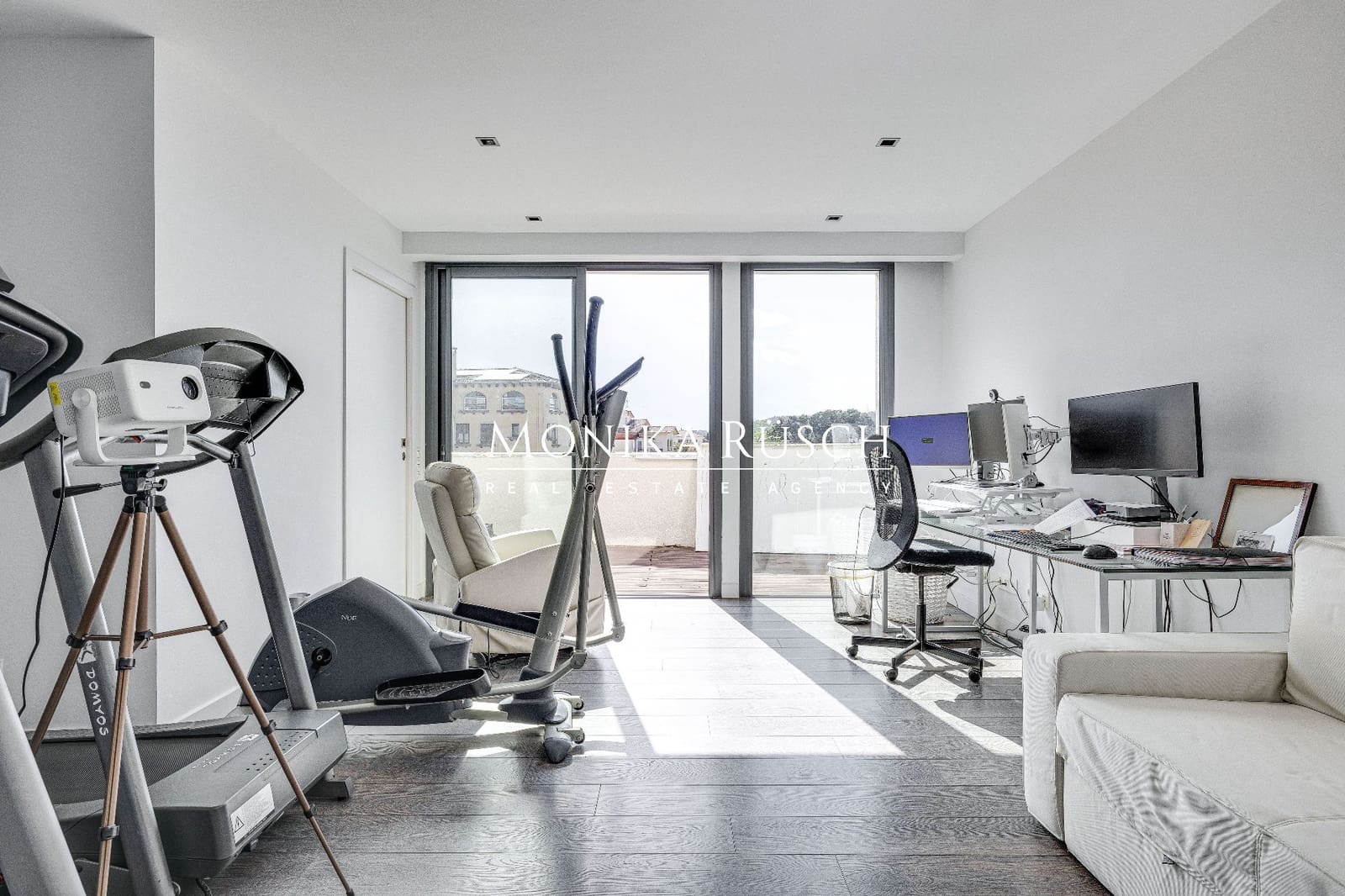 10 slaapkamer Villa te huur in Barcelona stad met zwembad garage - € 25.000 (Ref: 5279559)